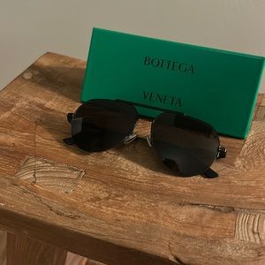 Bottega Veneta Aviator Sunglasses
